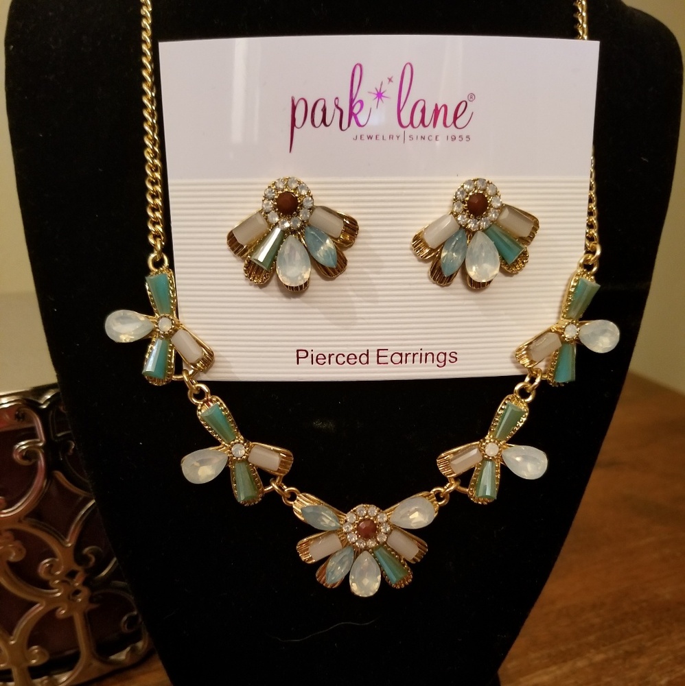 Park Lane Kora Necklace and earrings